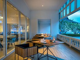 Novotel Phuket City Phokeethra Hotel