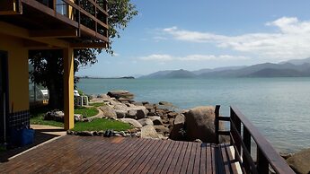 Pousada Prainha da Nina