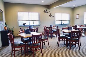 Bowman Inn & Suites