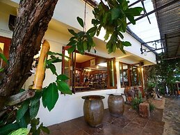 Ban U Thong Accommodations