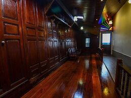 Ban U Thong Accommodations