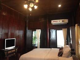 Ban U Thong Accommodations