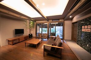 Yufuin Bettei Itsuki