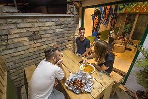 Backpacker Panda Appetite Mumbai