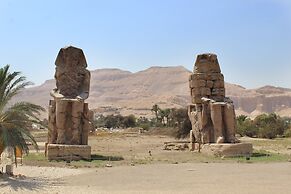 New Memnon Hotel