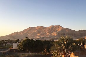 New Memnon Hotel