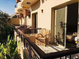New Memnon Hotel