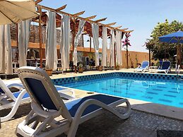 Nile Compound Hotel