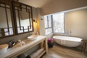 Elephant Plains Game Lodge