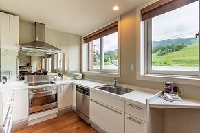 Furano Fresh Powder Apartments and Chalet