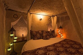 Adora Cave Suites