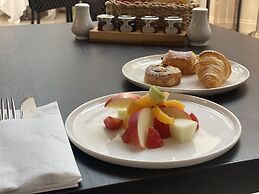 Le Bouchon Brasserie & Hotel