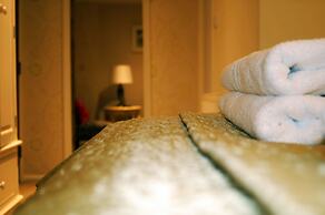 Le Bouchon Brasserie & Hotel