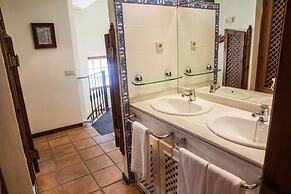 Apartamentos Turísticos Bahía Sur