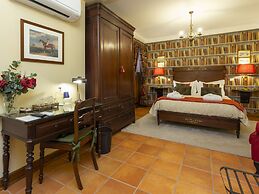 Charming Antas House