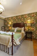 Charming Antas House