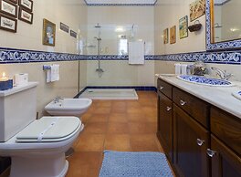 Charming Antas House