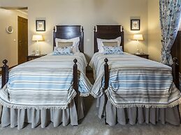 Charming Antas House