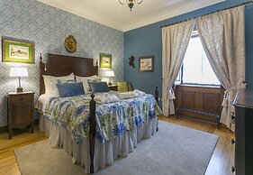 Charming Antas House