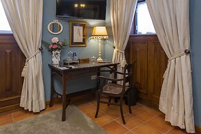Charming Antas House
