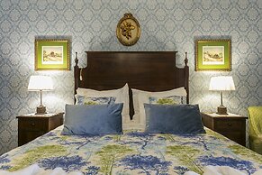 Charming Antas House