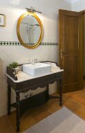 Charming Antas House