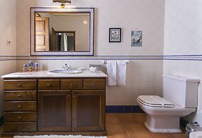 Charming Antas House