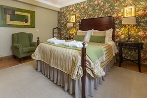 Charming Antas House