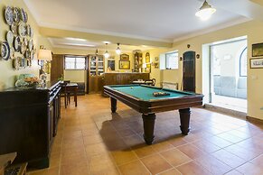 Charming Antas House