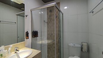 Assay Plaza Hotel