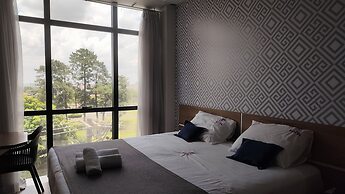 Assay Plaza Hotel