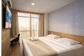 Assay Plaza Hotel