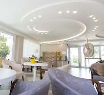 Nero D'Avorio Aparthotel & SPA