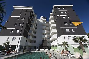 Nero D'Avorio Aparthotel & SPA