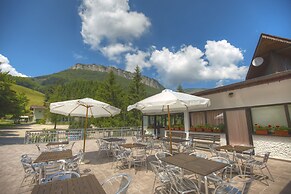 Hotel Bucaneve