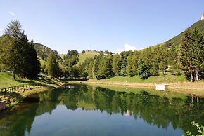 Hotel Bucaneve