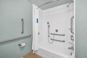 Hampton Inn & Suites Carolina Beach Oceanfront