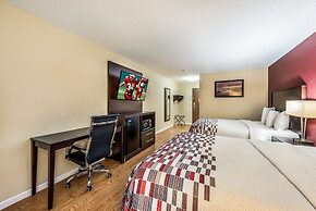 Red Roof Inn & Suites Wapakoneta