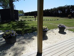 Glenavys Waitaki River Motor Camp - Caravan Park