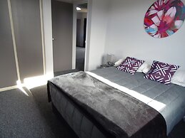 Glenavys Waitaki River Motor Camp - Caravan Park