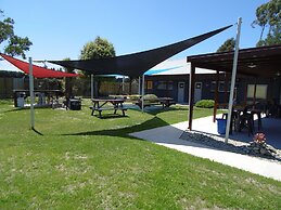 Glenavys Waitaki River Motor Camp - Caravan Park