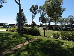 Glenavys Waitaki River Motor Camp - Caravan Park