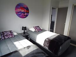 Glenavys Waitaki River Motor Camp - Caravan Park