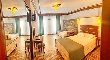 Bozcaada Fahri Hotel