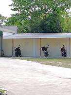 Nickles Park Resort and Apartments