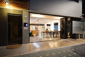 Sunny Hill Hostel Hongdae