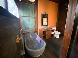 Gusde Tranquil Villas by EPS