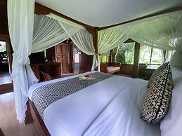 Gusde Tranquil Villas by EPS