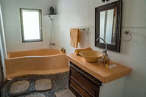 Gusde Tranquil Villas by EPS