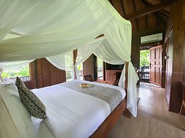 Gusde Tranquil Villas by EPS